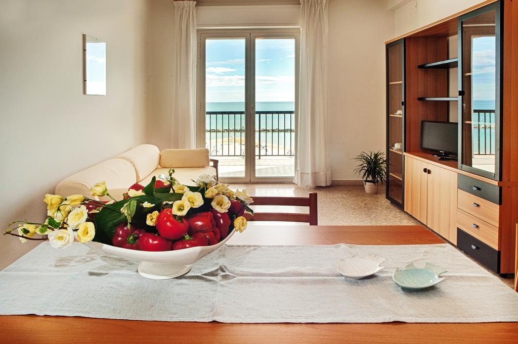 Tourist Residence San Benedetto del Tronto Room photo
